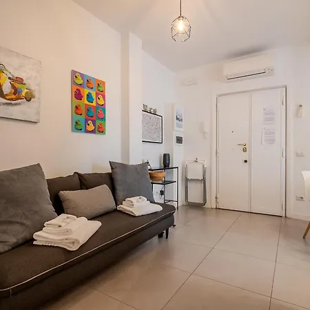 Elisa Sistine Chapel Apartment Rome